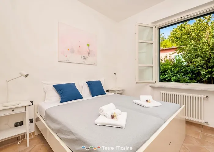 Pensieri Marini, Terremarine * Corniglia